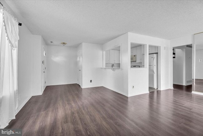 10 Franklin Pl