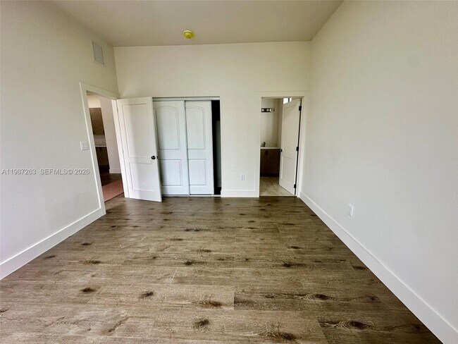 2377 NW 105th St Unit 1