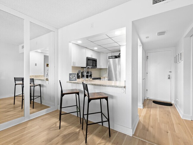 900 River Reach Dr Unit 406