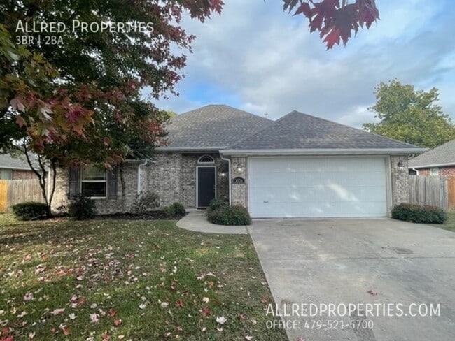 Building Photo - Gorgeous Single Family Home Off Of Mount C...