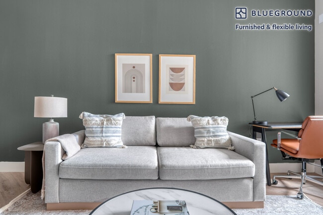 Photo - 605 E Evelyn Ave Unidad FL2-ID1337