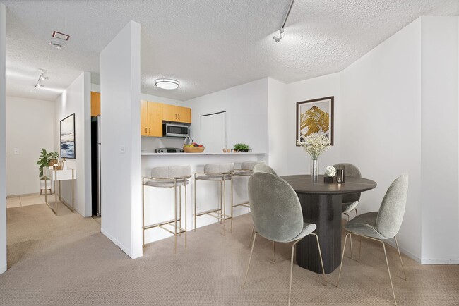 Photo - 800 N Dearborn St Unit 1803