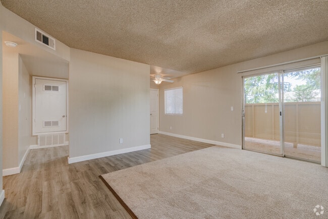 2BR, 1BA - 860 SF - Living Room
