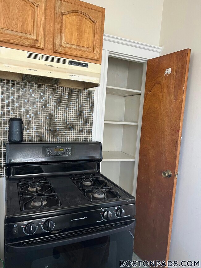 Photo - 19 Mora St Apartment Unit 3