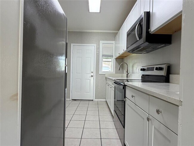 Photo - 1019 2nd St SE