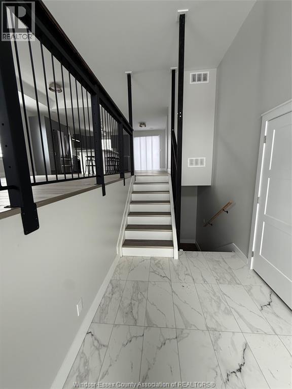 Photo - 31 Cameron Ave