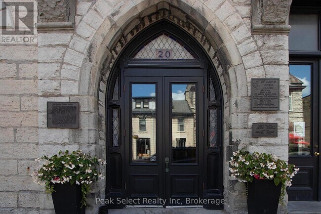 Photo - 20 Water St S Unité 46