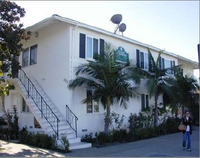 10878 Venice Blvd
