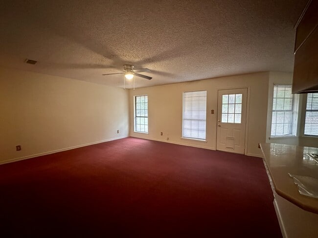 Photo - 928 Verone Terrace