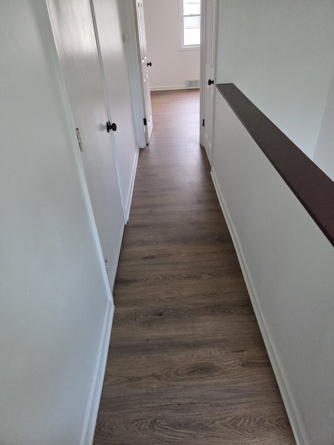 Photo - 300 W Burnham St