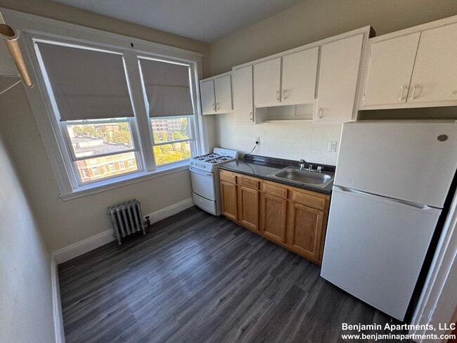 Building Photo - 1691 Commonwealth Ave Unit 31 Rental