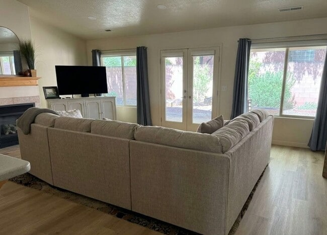 Photo - Snow Canyon Single Family