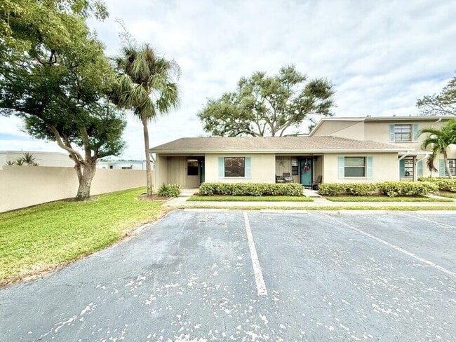 Photo - 2131 Ridge Rd