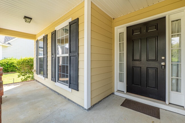 Photo - 228 Full Cir Dr