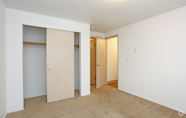 Olympic Pointe Apartments