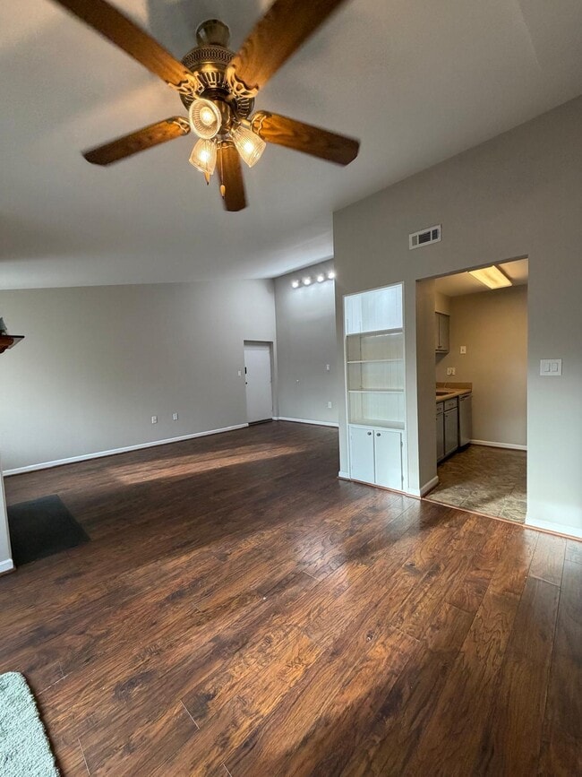 Photo - 1111 Castle Harbour Way Unit 3B