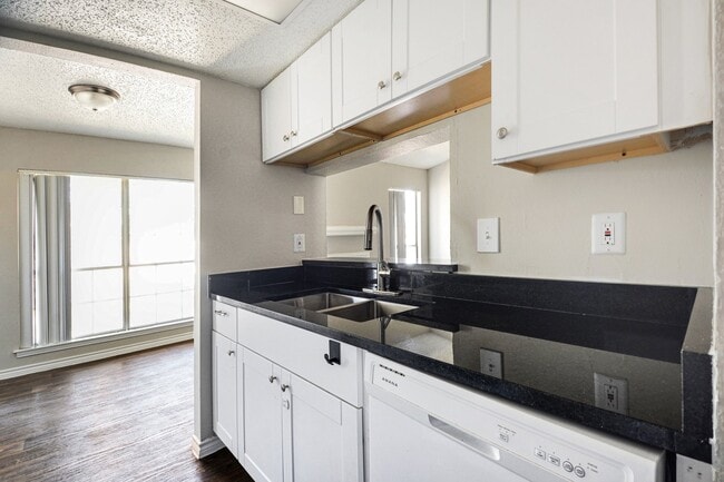 Photo - 3623 W Northgate Dr Unit 231