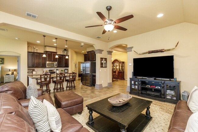 Photo - 7921 Pavo Real St