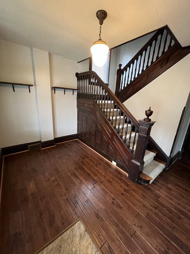 Photo - 271 Dravo Ave