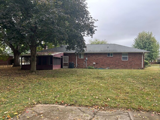 Photo - 3 Bedroom, 2 bath in the quiet Woodcliff Acres community