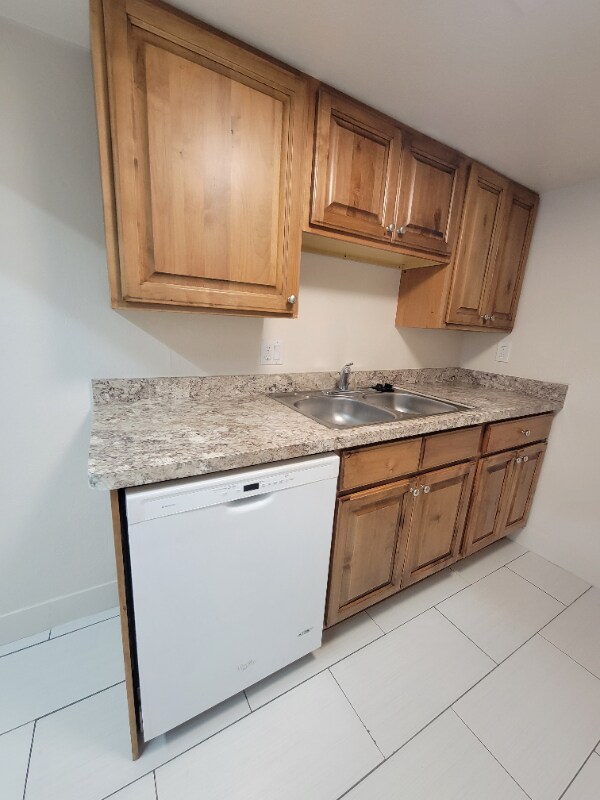 Photo - 170 W Foxbridge Dr