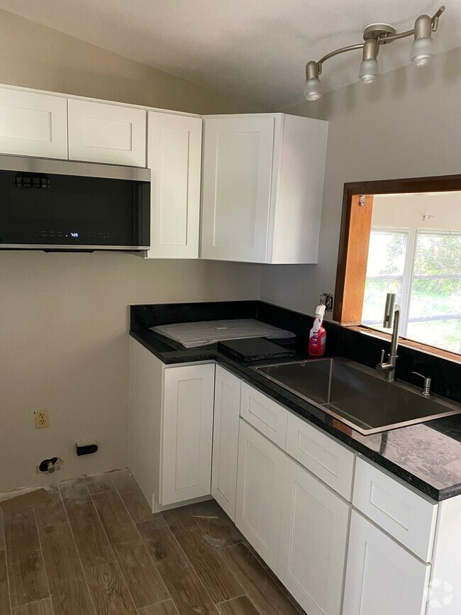 Building Photo - 8108 Cristobal Ave Rental