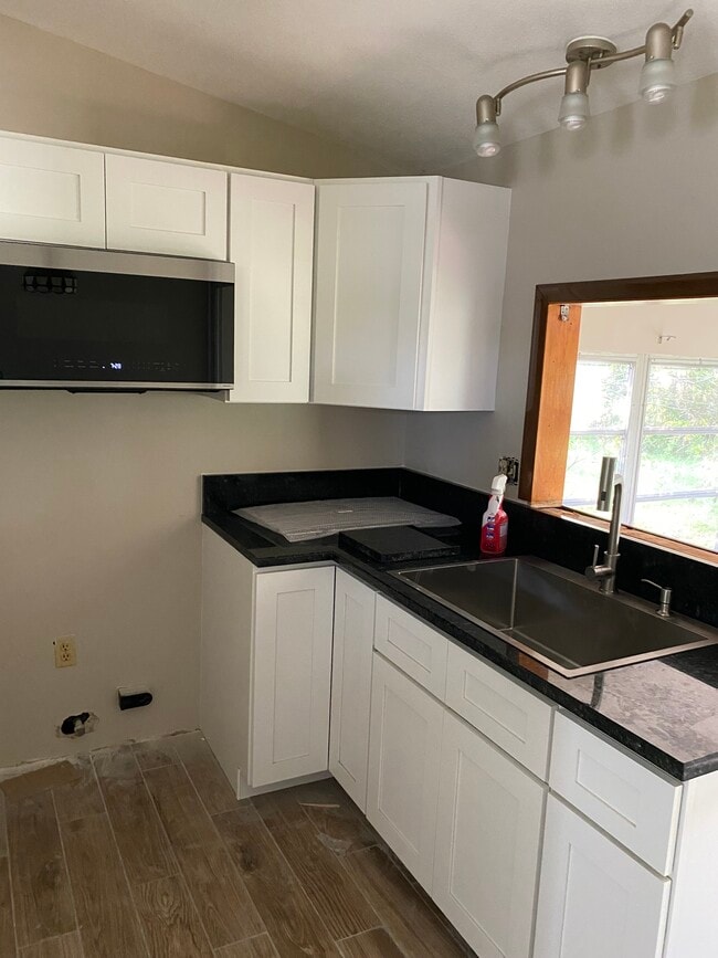 Building Photo - 8108 Cristobal Ave