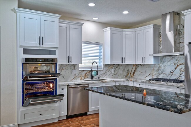 Photo - 17907 Pelican Way Rd