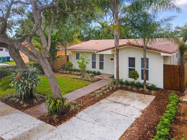 Building Photo - 5770 SW 55th St