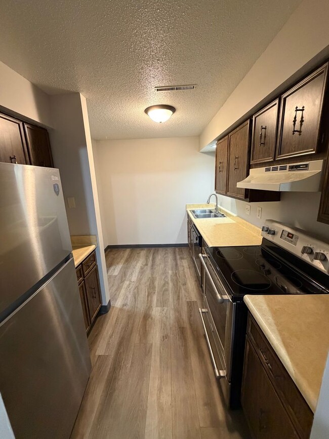 Photo - 3401 Blackhawk Rd Unit 2C