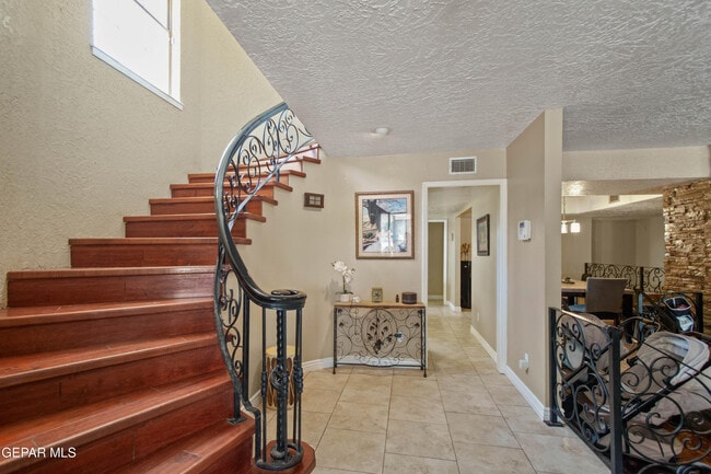 Photo - 8614 Holmsley Trail