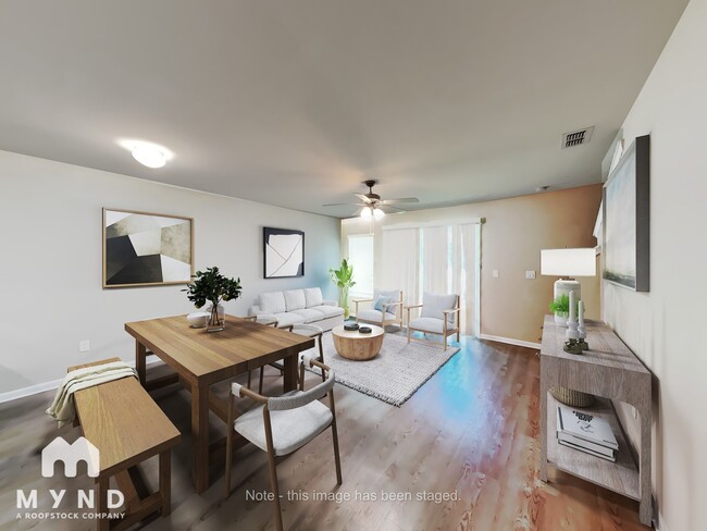 Photo - 771 Henley Ct Condominio