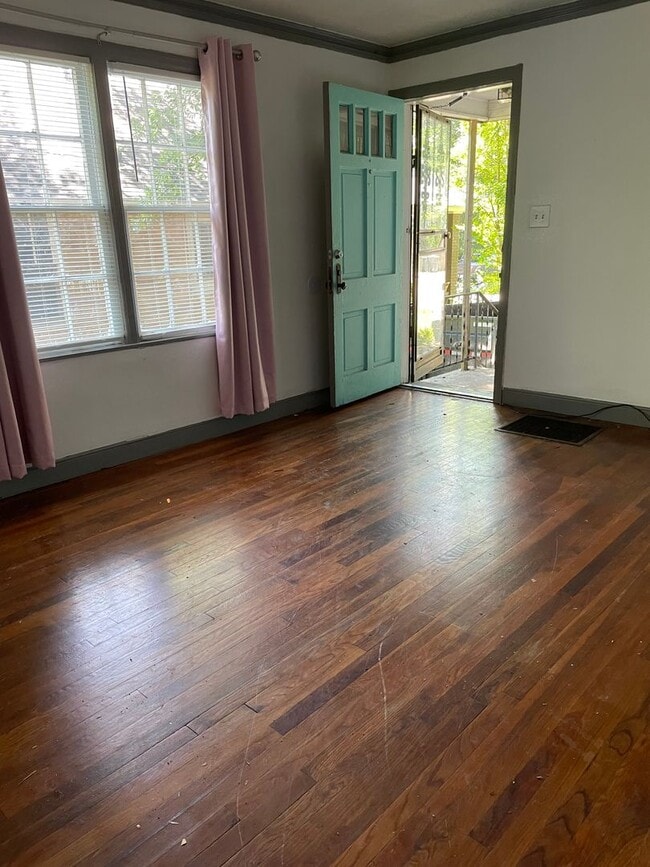 Photo - 2 bedroom 1 bath near Overton Square
