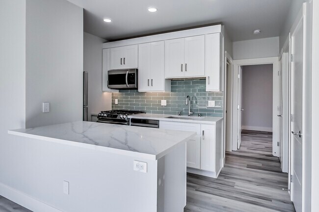 Photo - 3411 Adeline St