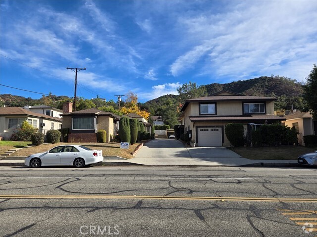 Building Photo - 1706 N Verdugo Rd Unit A Rental