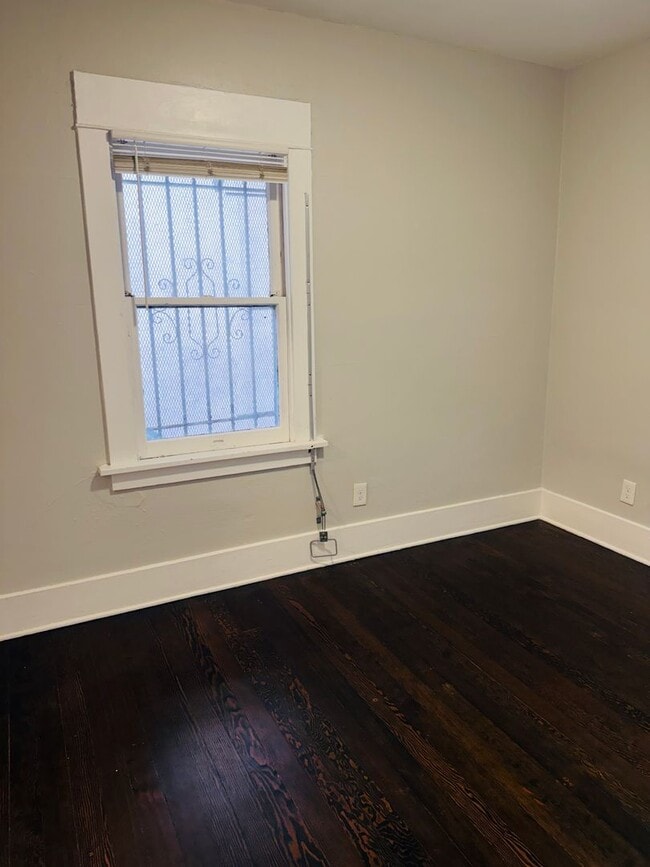 Photo - 307 Unidad 1106 E. 1st Street