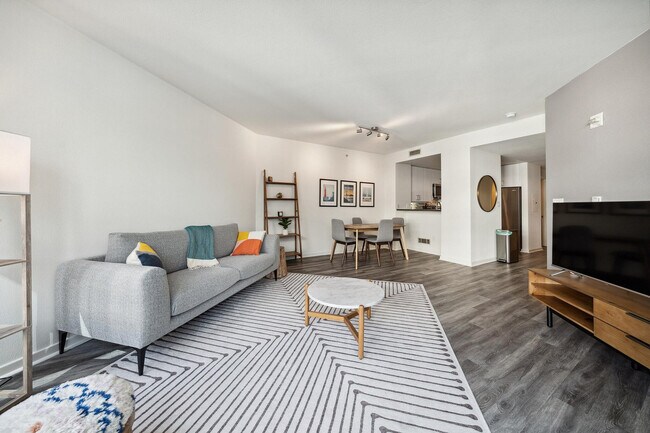 Photo - 388 Beale St Unit SI FL7-ID354756P