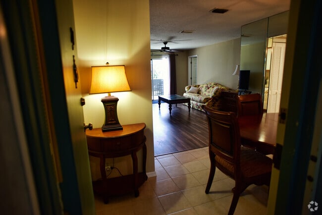Building Photo - 950 S Kanner Hwy Unit E24 Rental