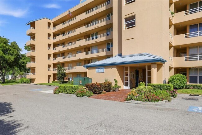 Photo - 4570 Pinebrook Cir Unit 503
