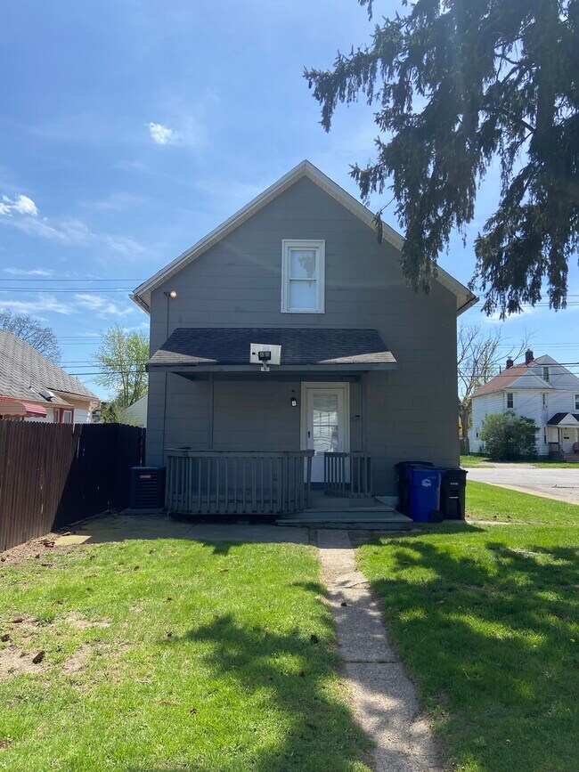 Photo - 2918 Tampa Ave