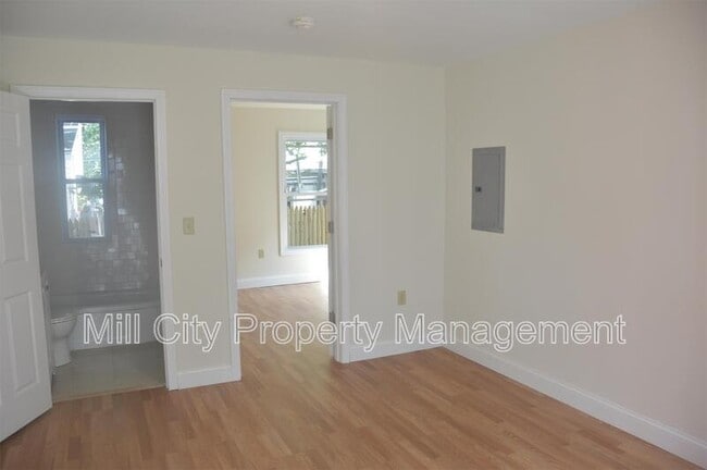 Building Photo - 429 Central St Rental