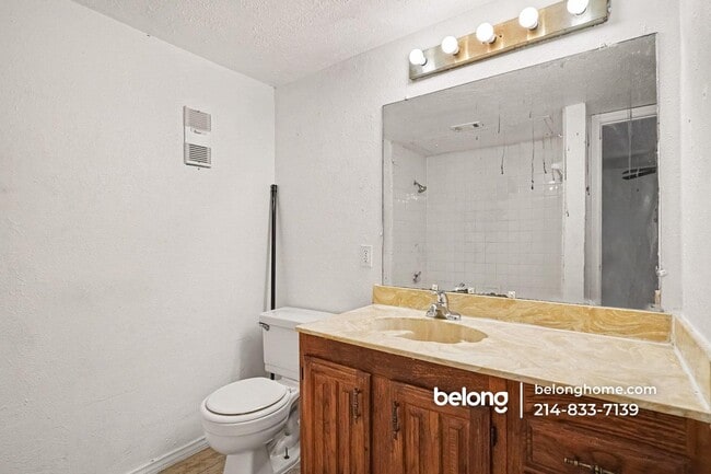 Photo - 232 Shady Ln Dr