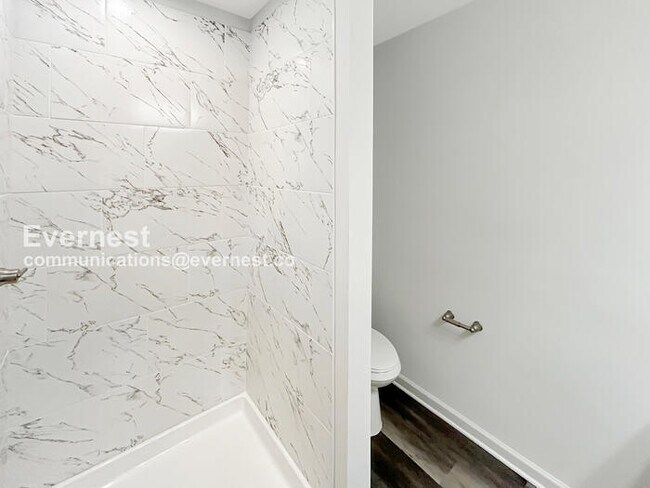 Photo - 5213 Rockwood Rd