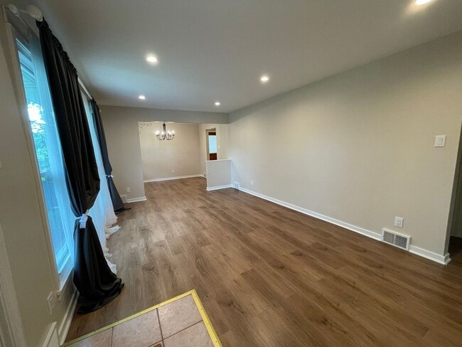 Photo - Tastefully Updated 3 Bedroom Home in McCandless!