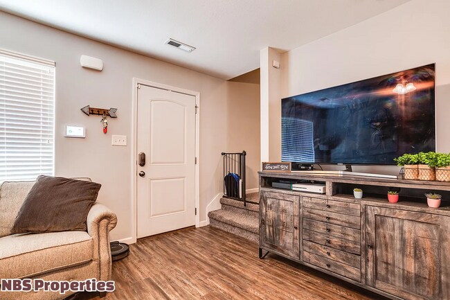 Photo - 6010 Freebird Ln