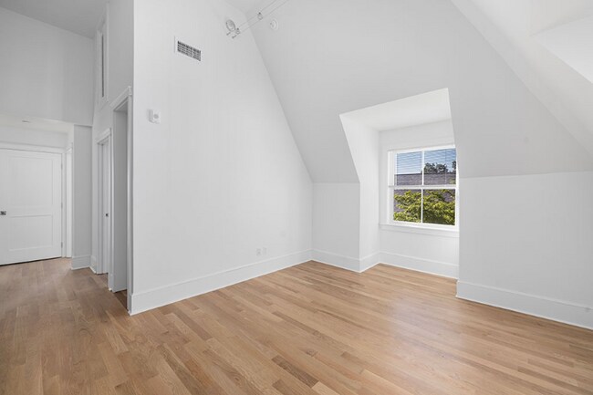 Photo - 293 Governor St Unit 302