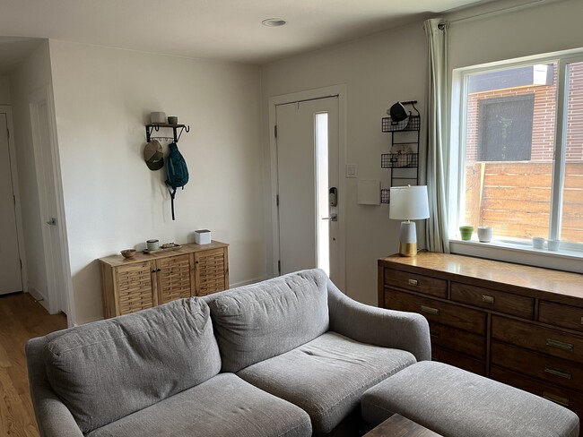 Photo - 3163 N Saint Paul St