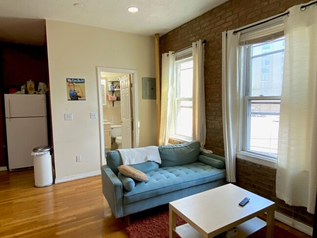 447 Park Dr Unit 1