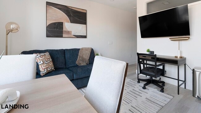 Photo - 2005 11th St NW Unidad 407