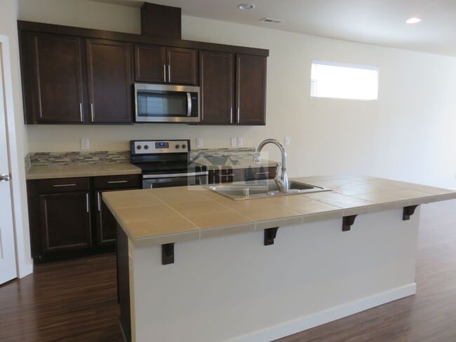 Photo - Stunning 3 bd House located in a Gated Community of Puyallup!